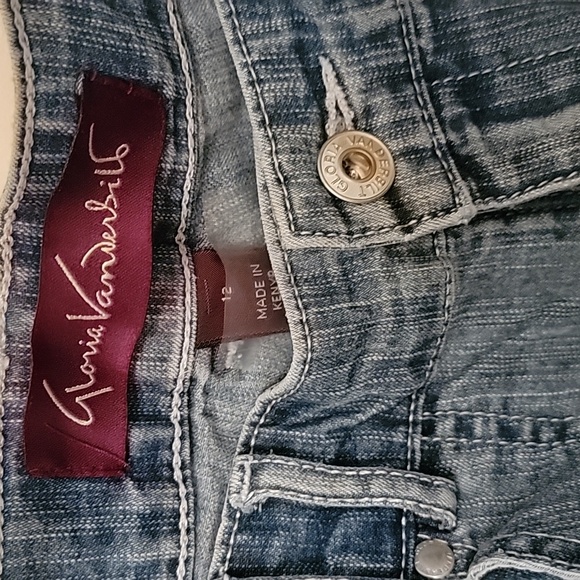 Capri - Picture 2 of 4